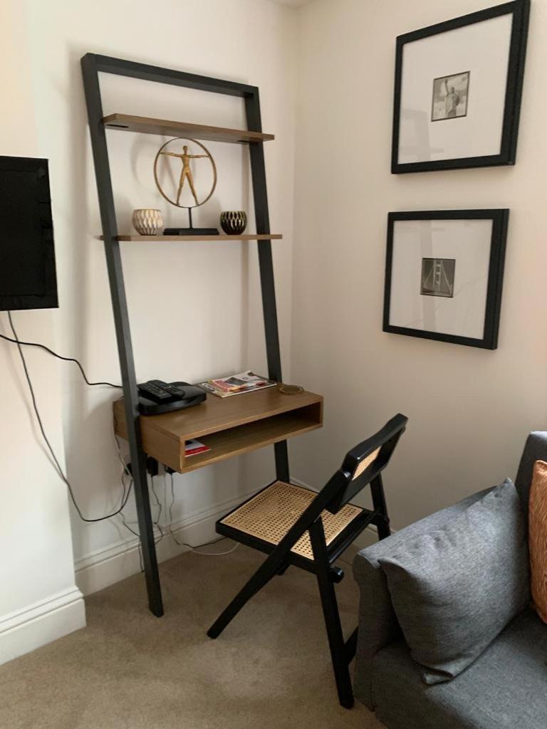 Studio Flat In The Heart Of St. Johns Wood London Exterior foto